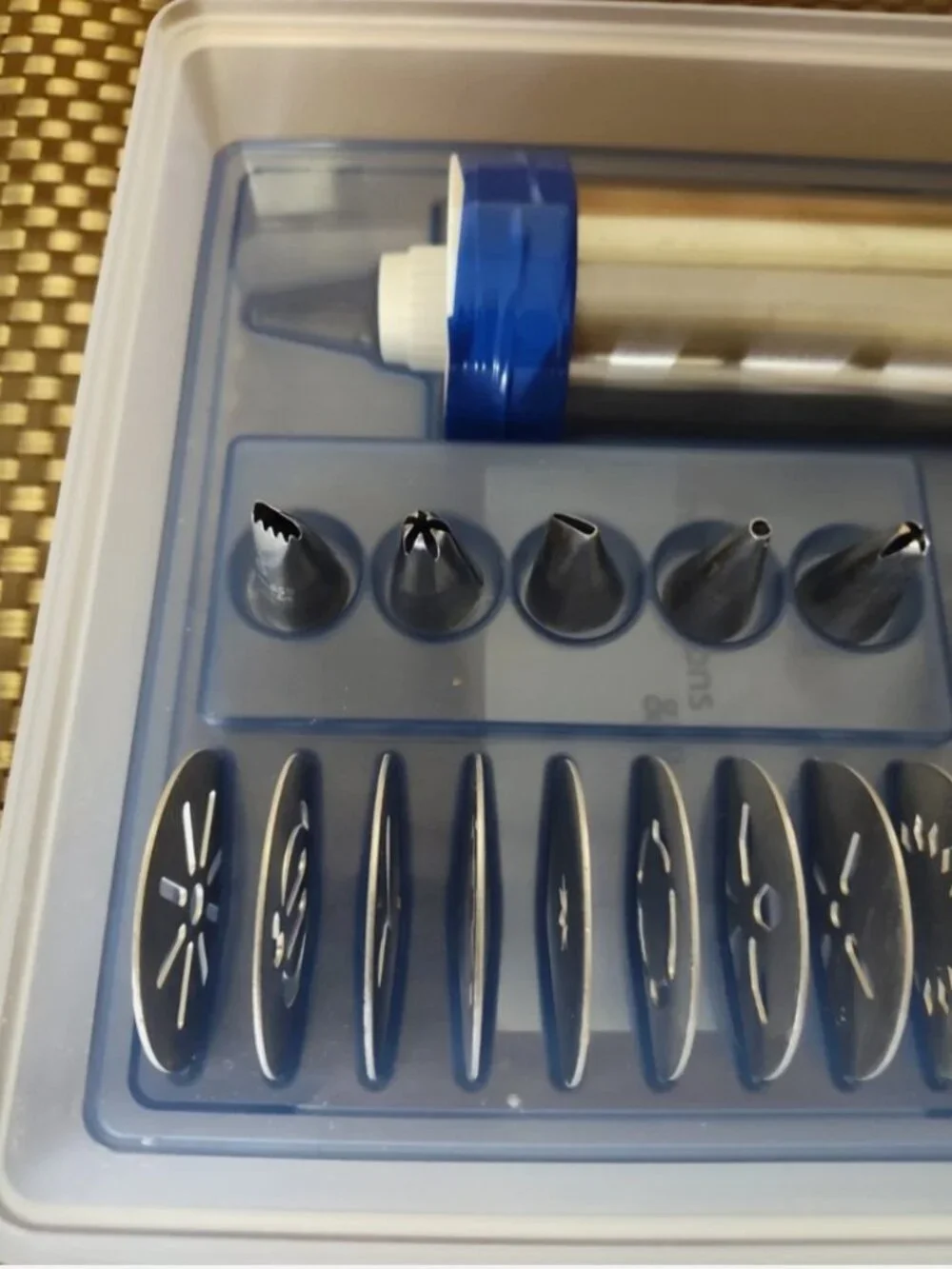 Kuhn Rikon Stainless Steel Cookie Press Set Easy Grip 19 PC Discs Tip Case